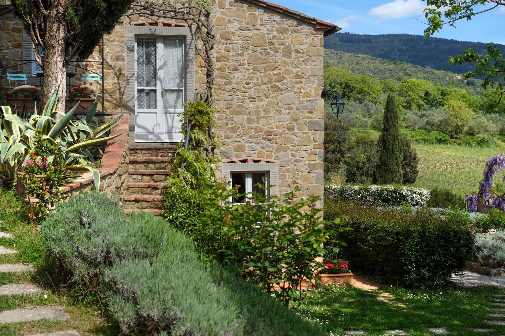 Il Falconiere Relais & Spa Cortona Exteriör bild
