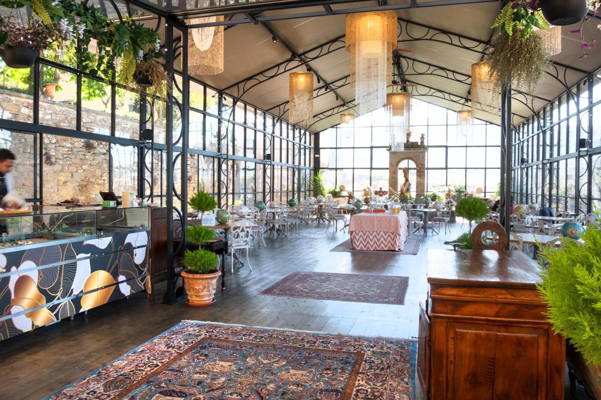 Il Falconiere Relais & Spa Cortona Exteriör bild